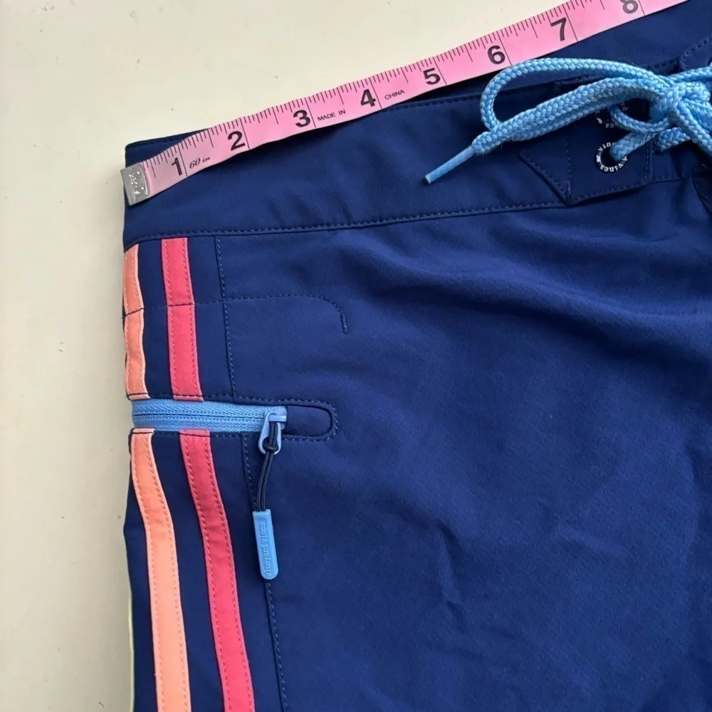 Vineyard Vines Men’s 9” Striped Board Shorts Size 30 Blue Swim Unlined